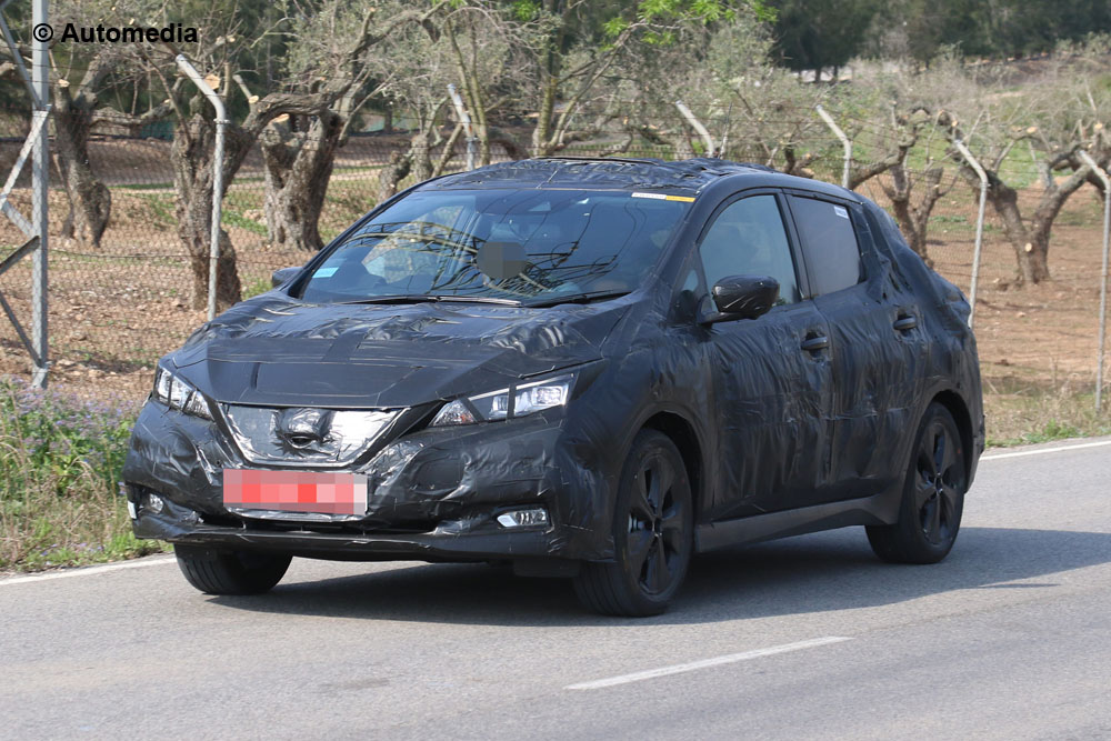 Flagra novo Nissan Leaf 