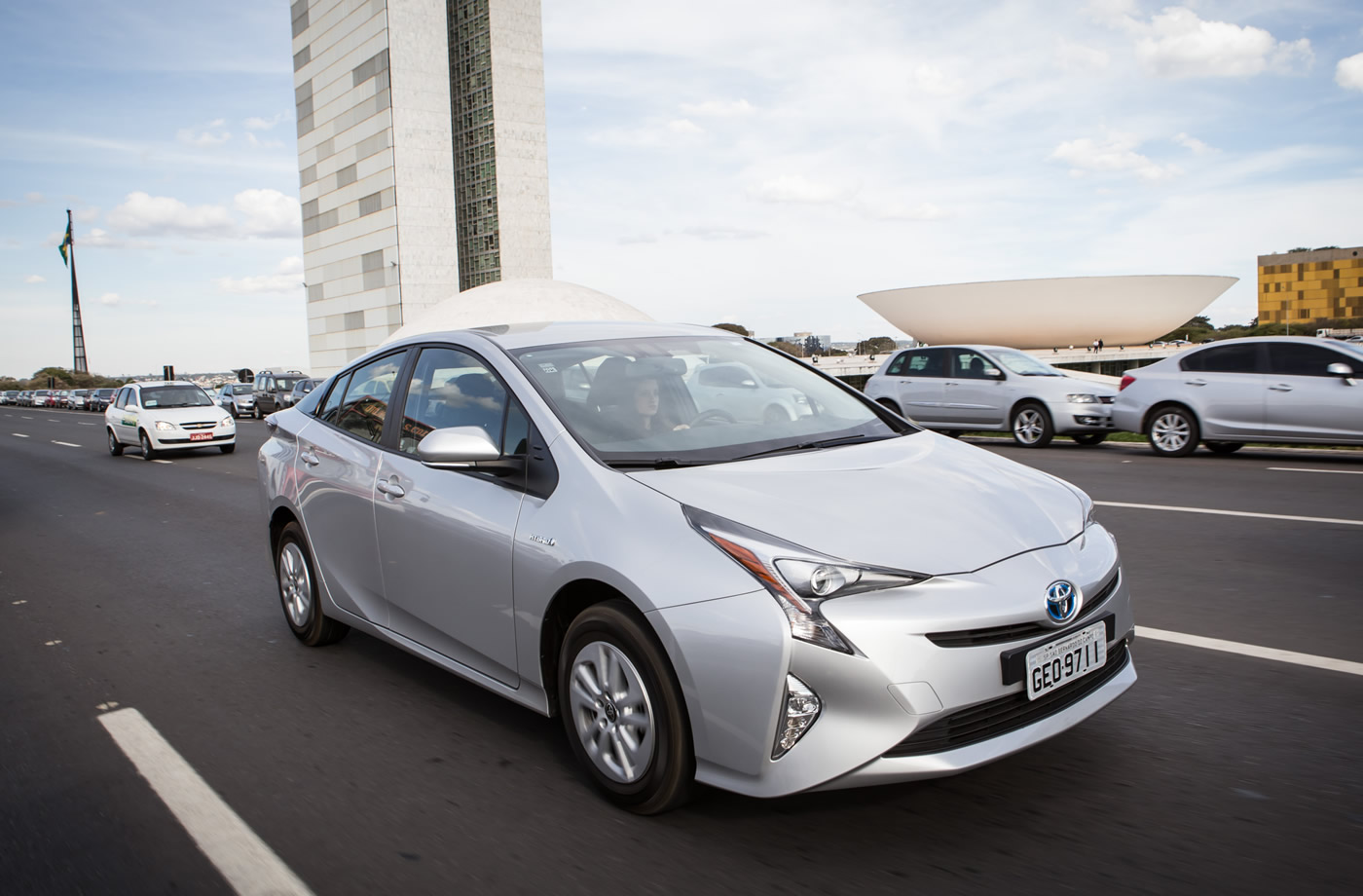 Toyota Prius 1.8 CVT 