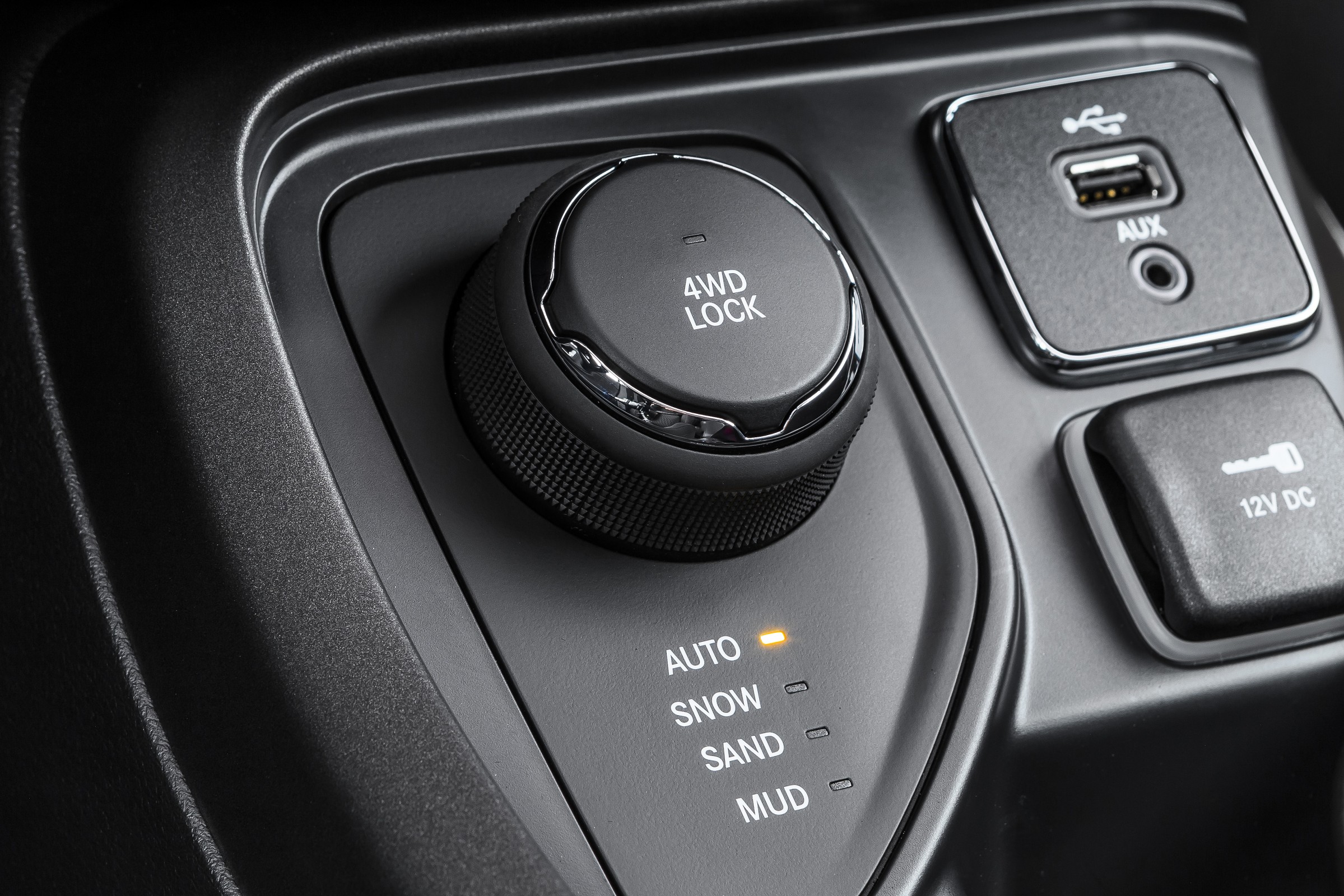 Jeep Compass ganha versão flex com tração 4x4