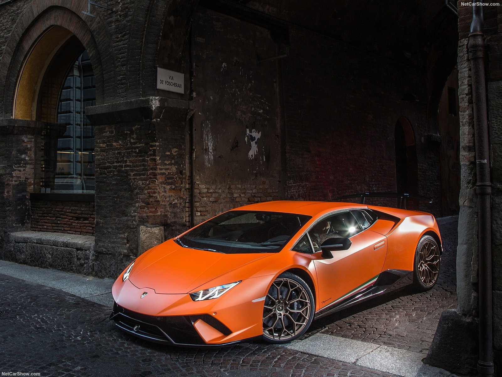 Lamborghini Huracan Performante