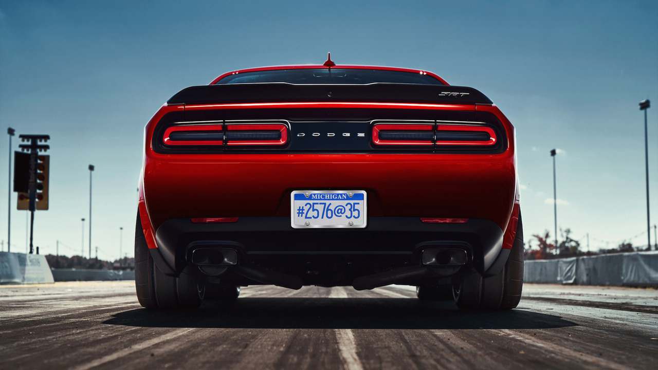  Dodge Challenger SRT Demon  