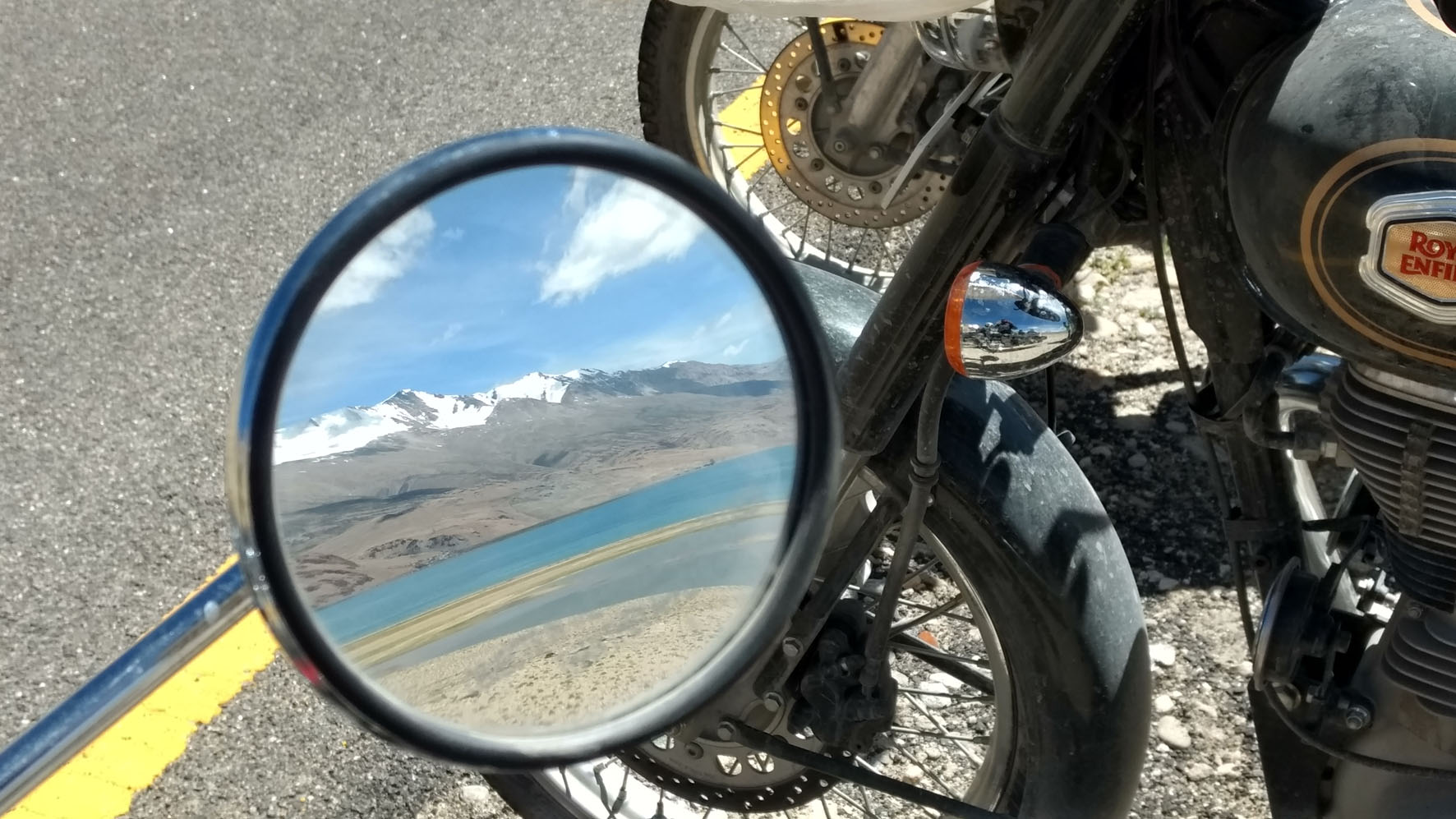 Espelhos retrovisores e guidões dentro da lei