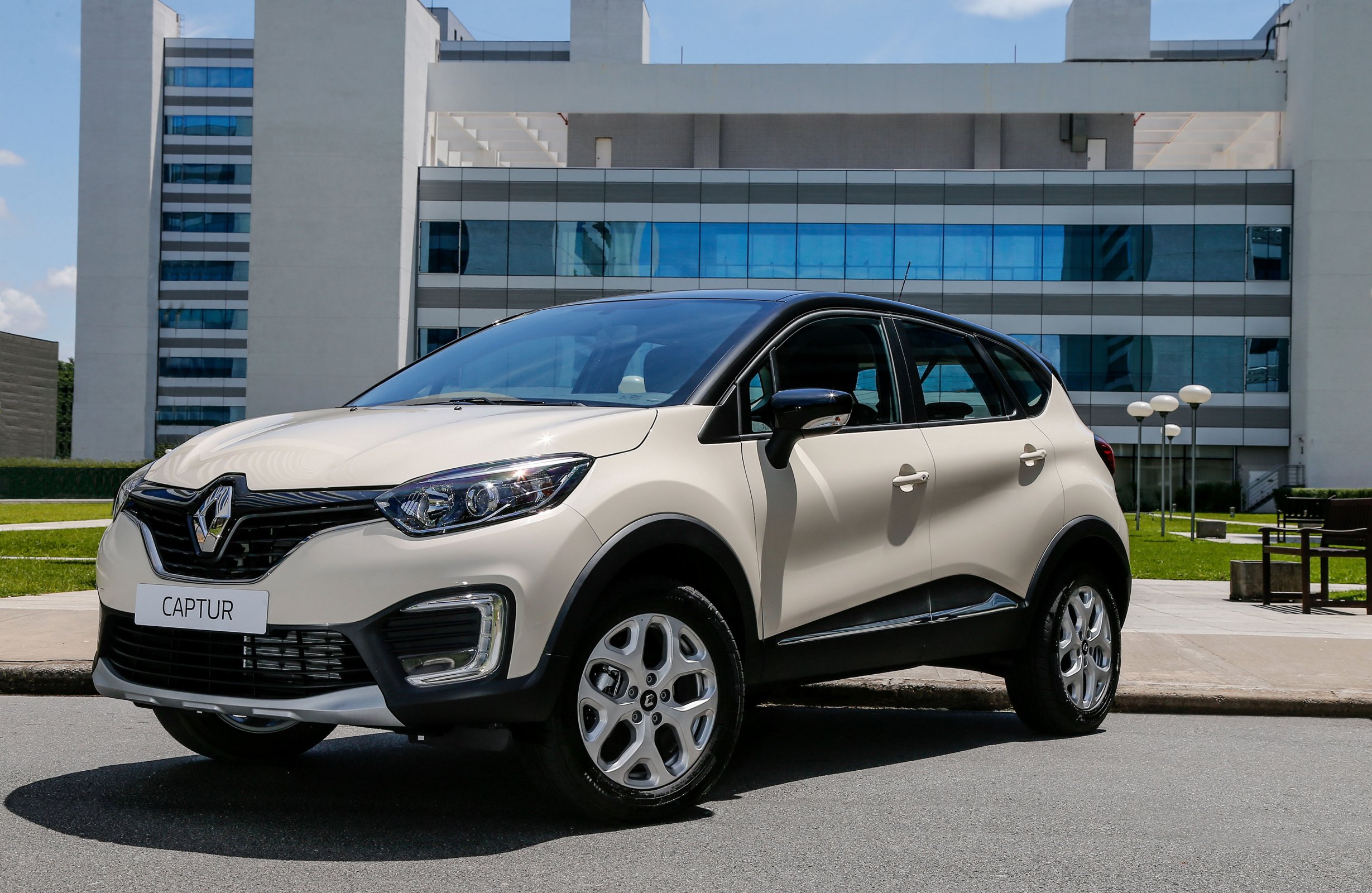 Renault Captur Zen 1.6