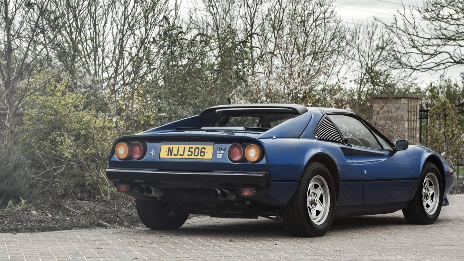 1985 ferrari 308 gts v12