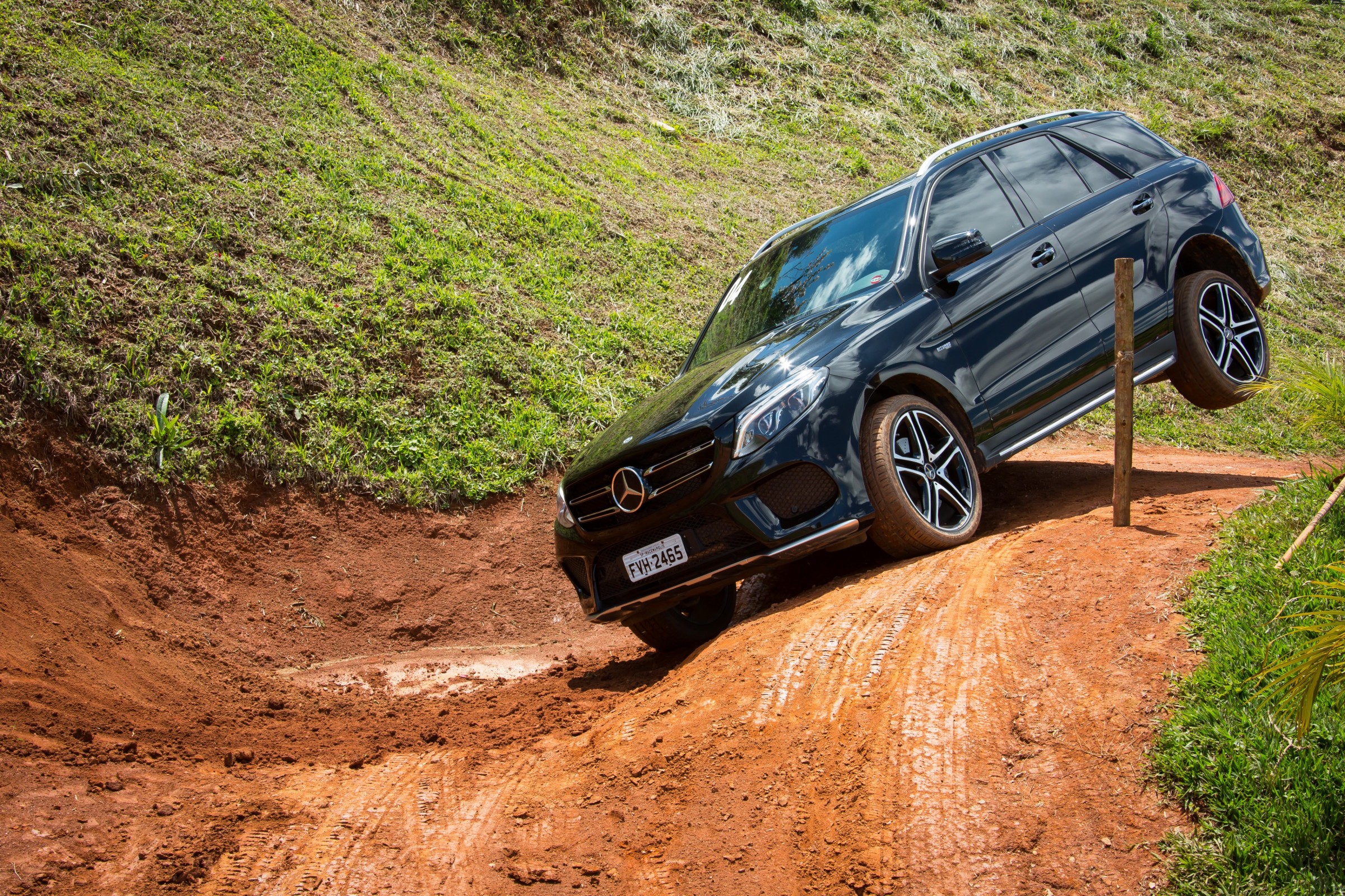 Material Mercedes-Benz Experience 2018 on off-road