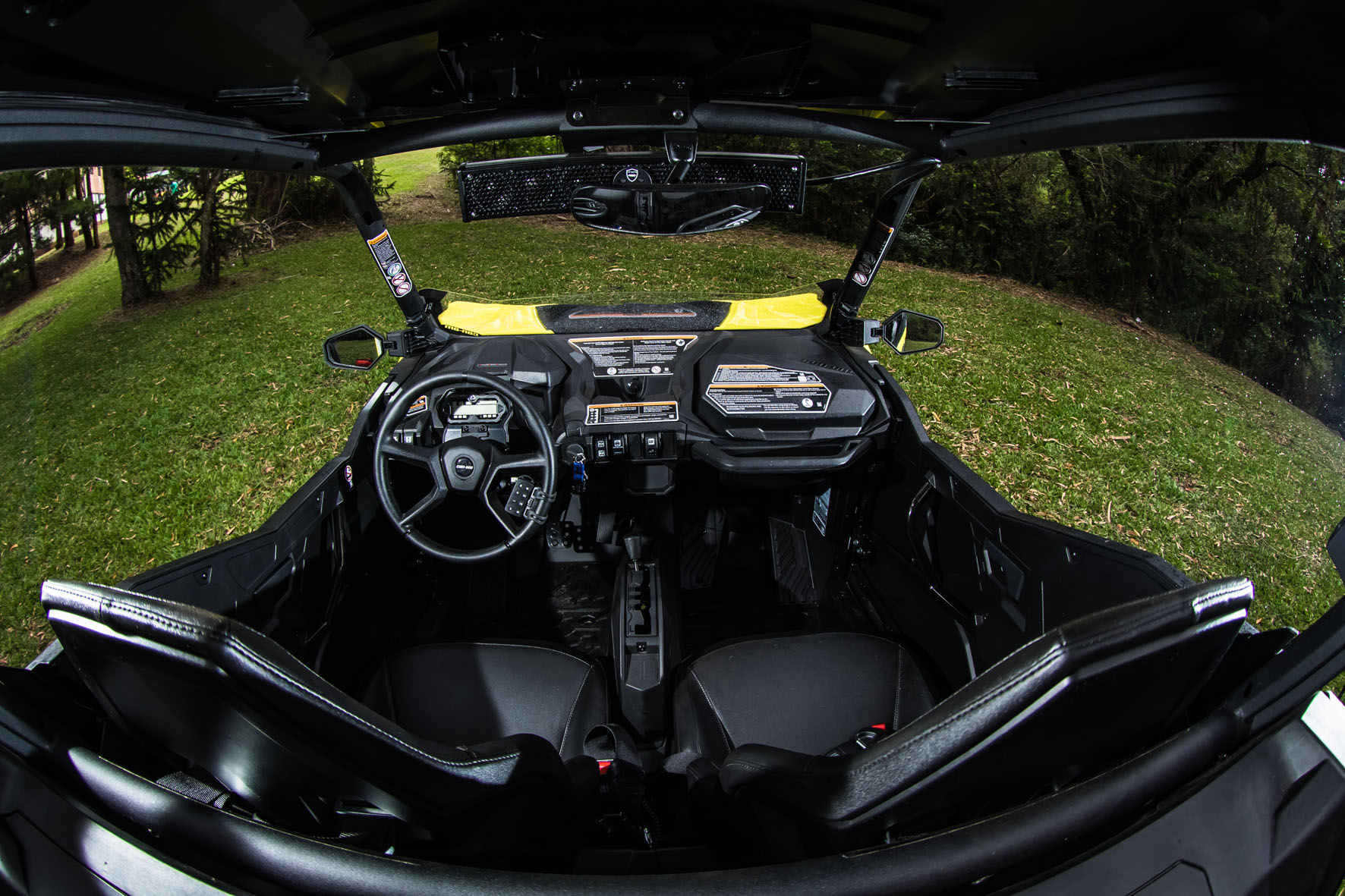 Can-Am Maverick Trail 