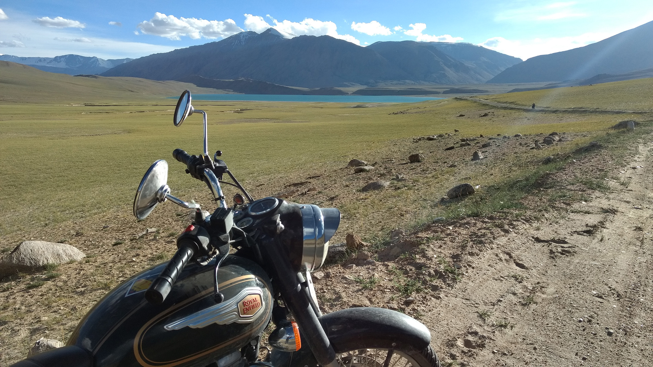 De moto no Himalaia 