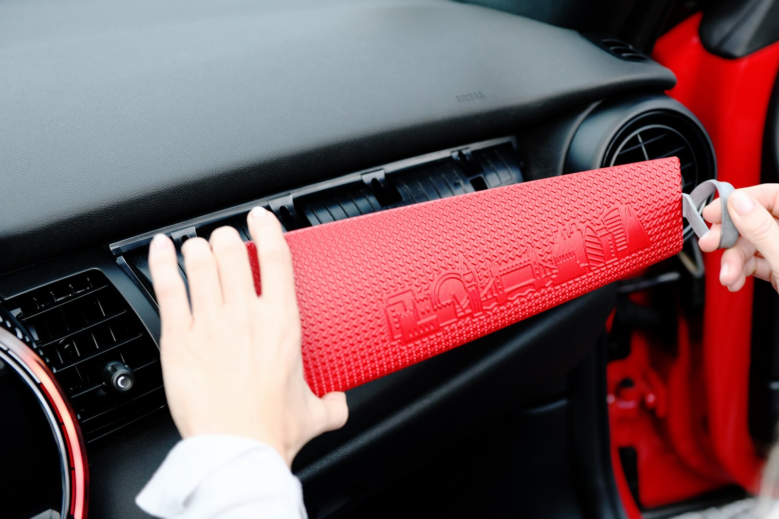  É possível colocar seu nome no carro    