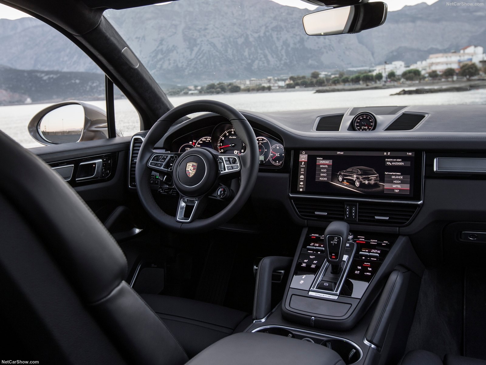 porsche cayenne turbo 2018