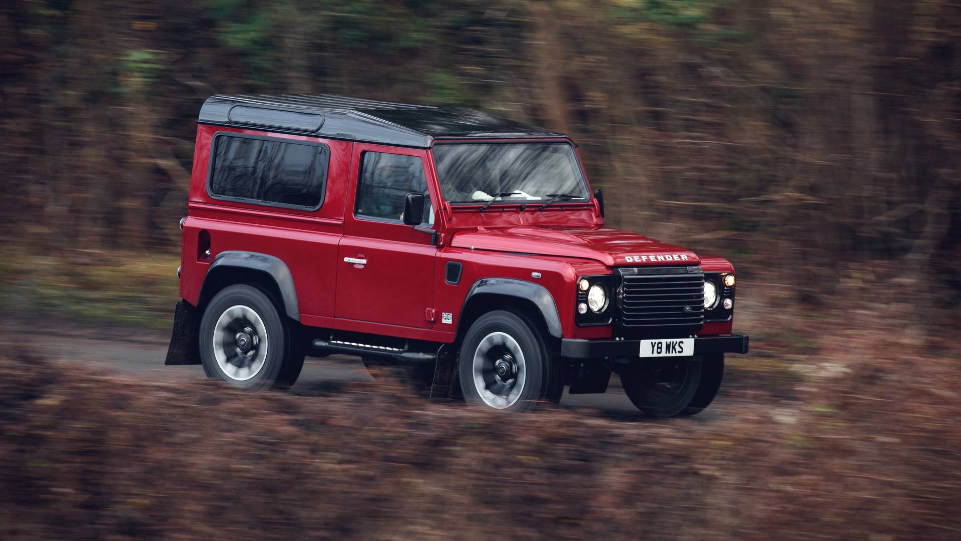 Land Rover Defender Works V8 70th edition