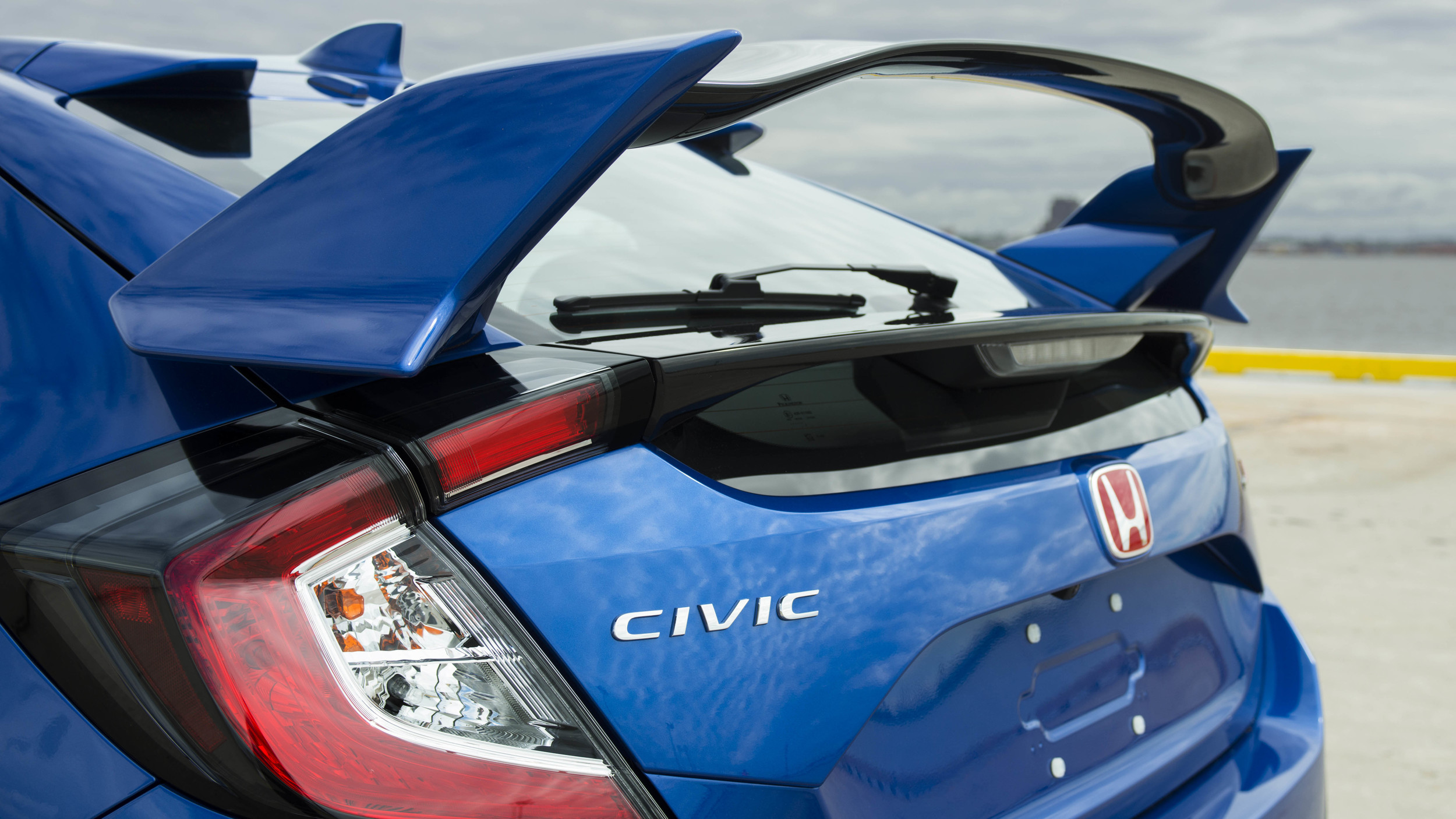 honda_civic_type_r_leilao_detalhe_traseira