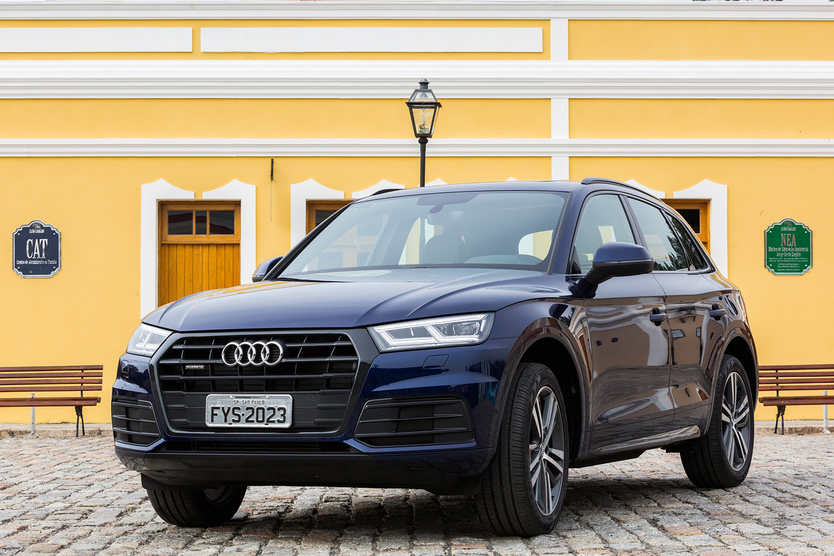audi_q5_9.jpg