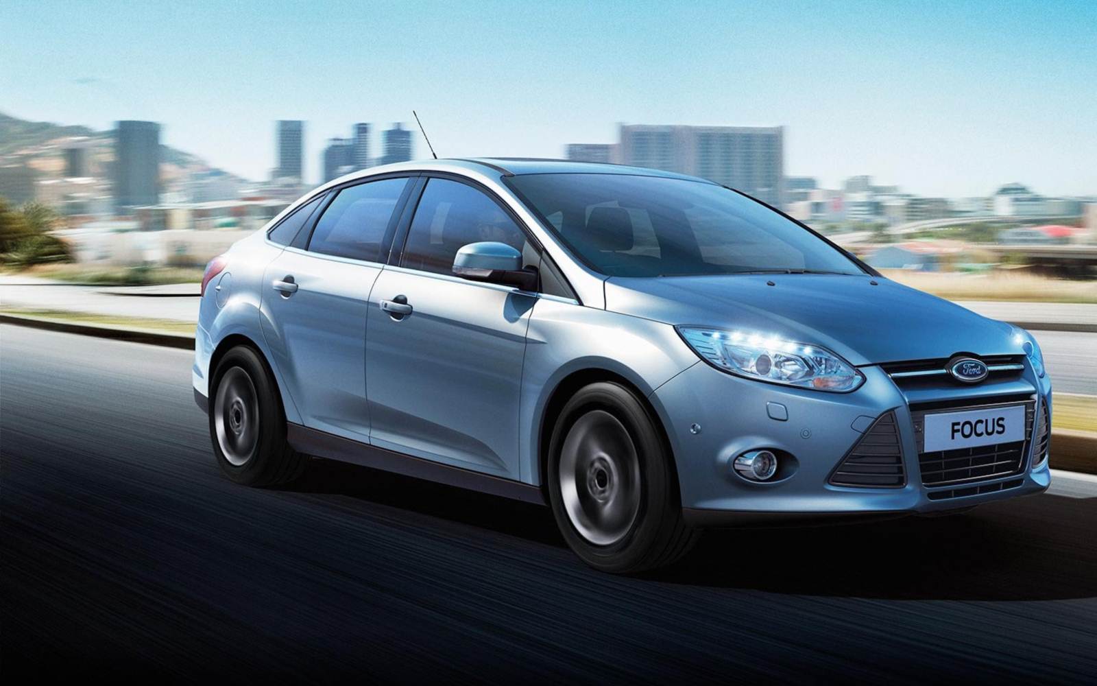 ford_focus_sedan_2014