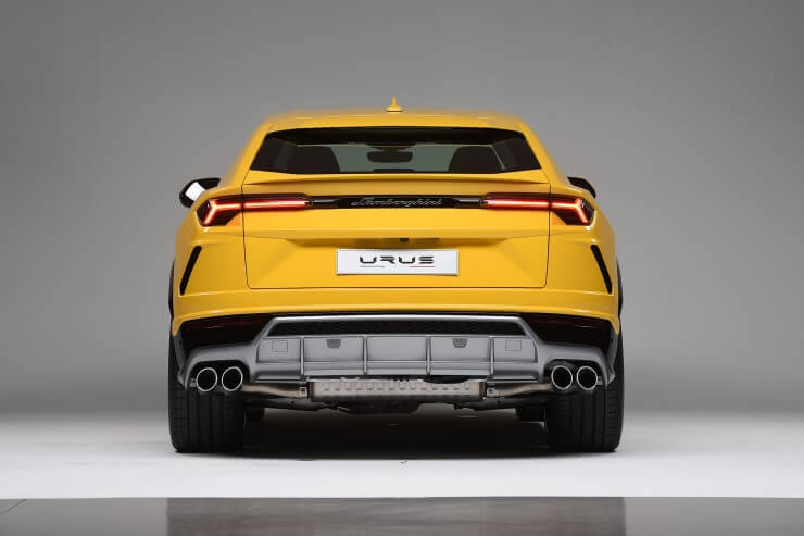 2018 Lamborghini Urus Yellow Rear View1
