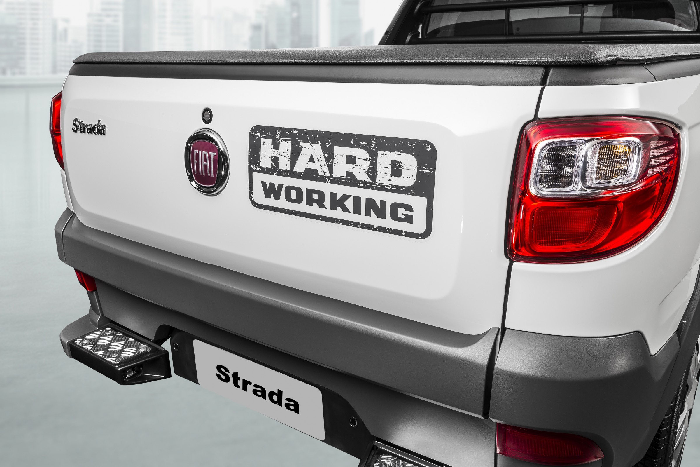 Fiat Strada Hard Working 2018