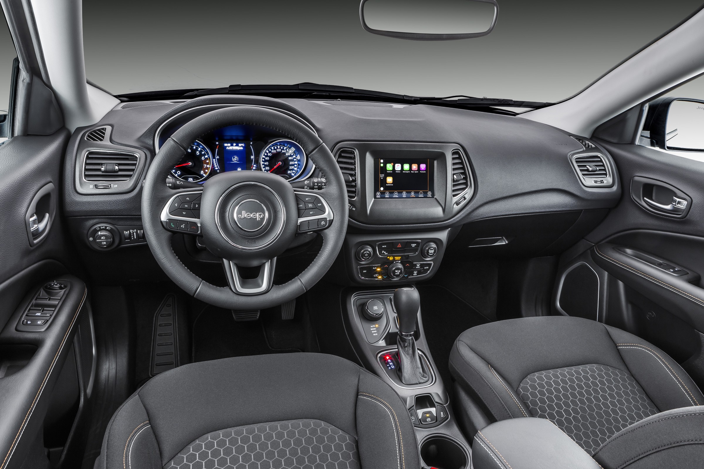 Jeep Compass ganha versão flex com tração 4x4