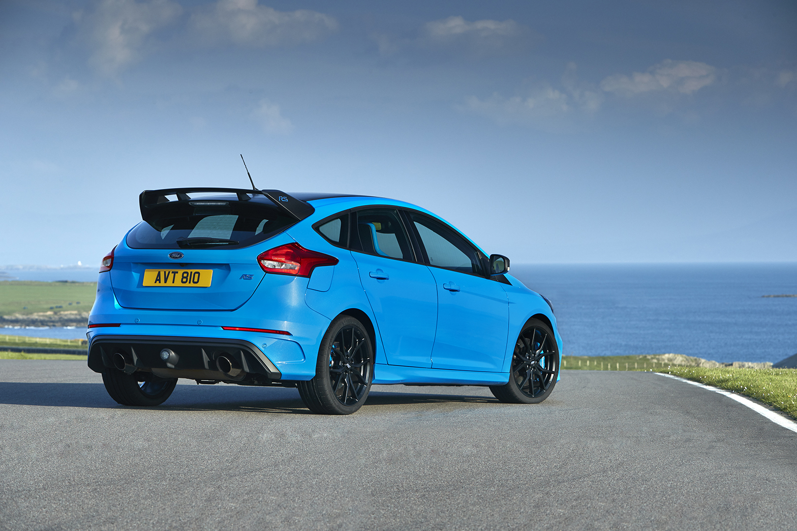 ford_2017_iaa_focusrs_optionspack_21.jpg