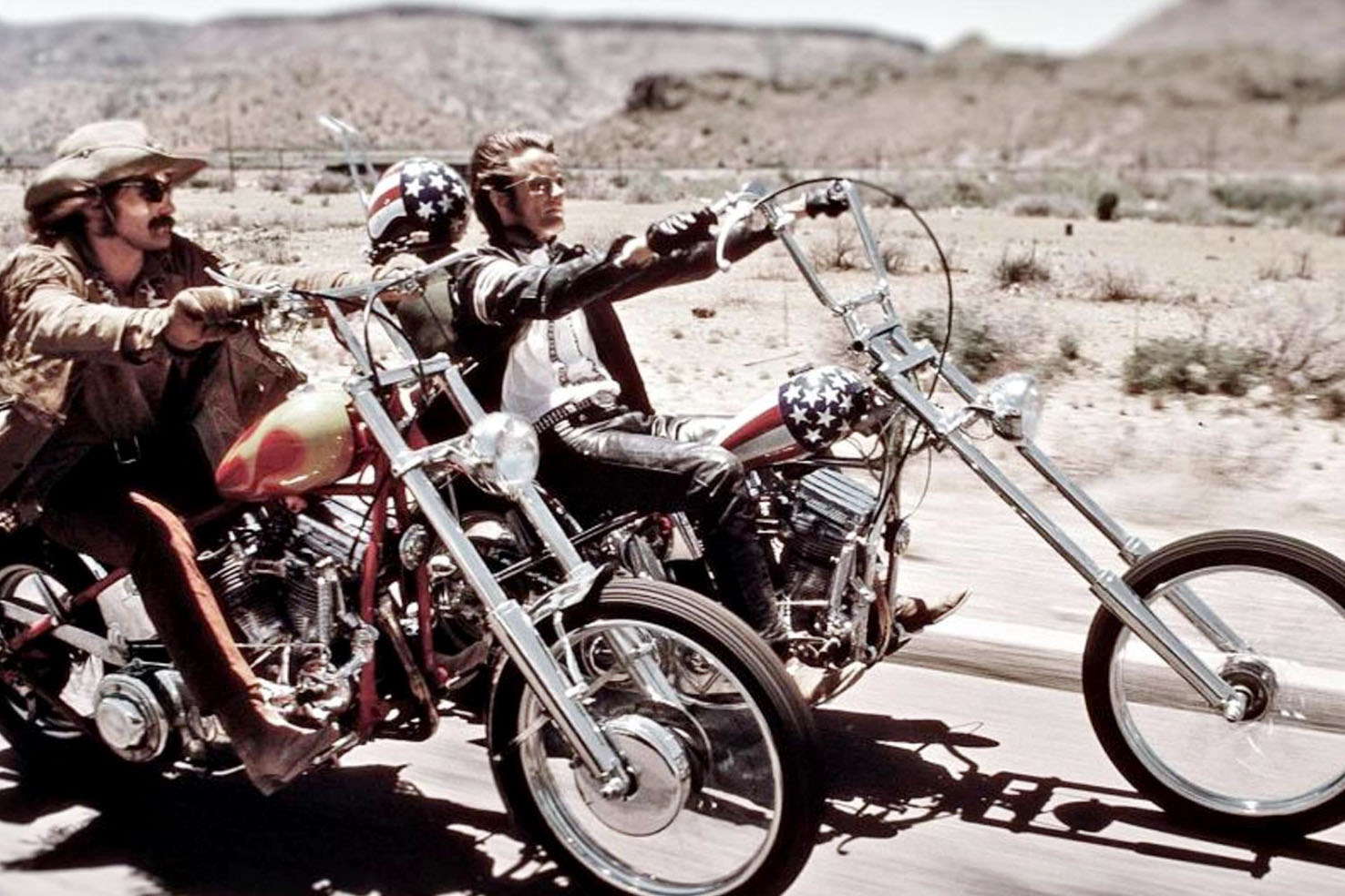 Espelhos retrovisores e guidões dentro da lei 