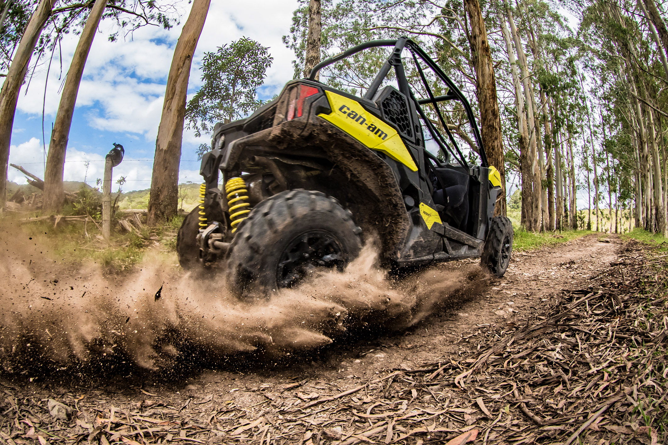 Can-Am Maverick Trail 