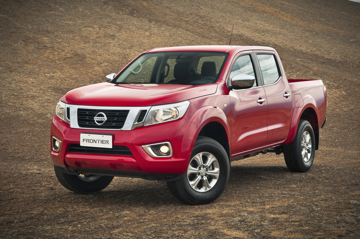nissan frontier se 2018