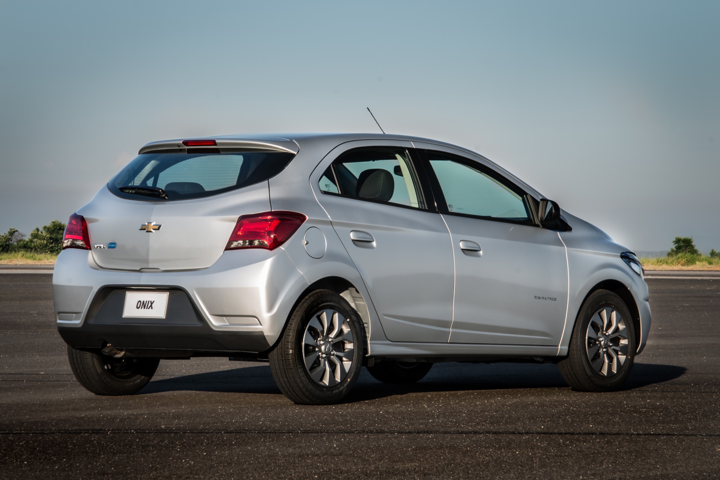 Chevrolet Onix Advantage 2018