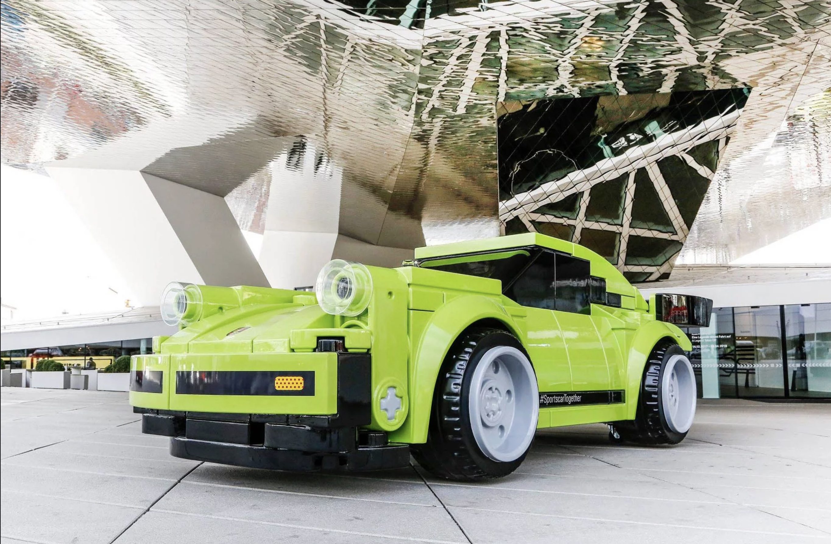  Porsche 911 ganha versão de Lego