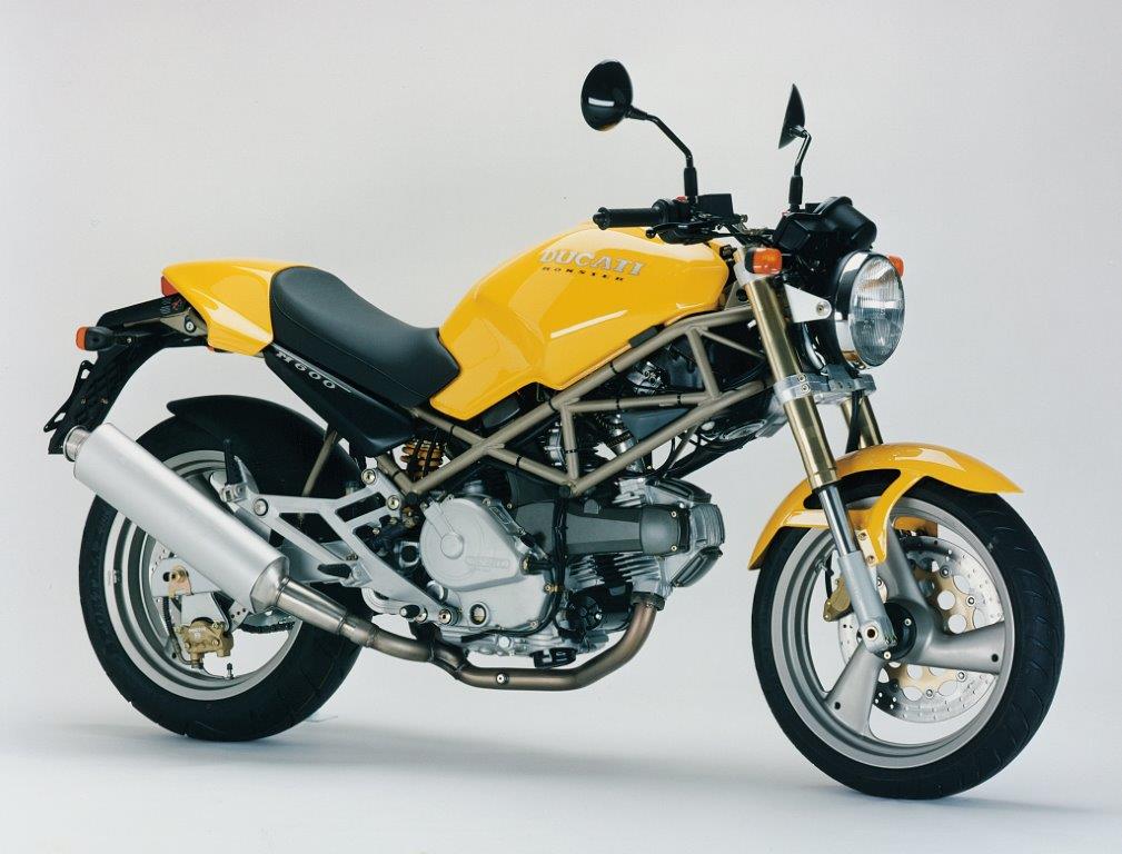  A Monster 600 foi criada em 1994 para ser mais barata e acessível do que a versão original de 900cc