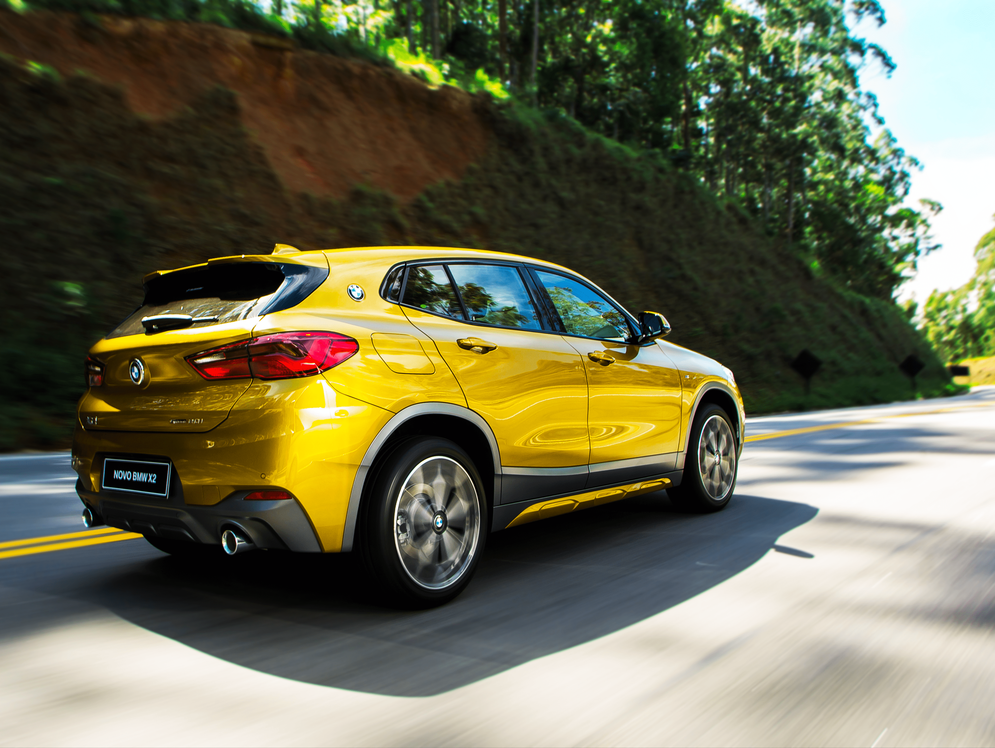  0 a 100 km/h é cumprido em 7,7 segundos