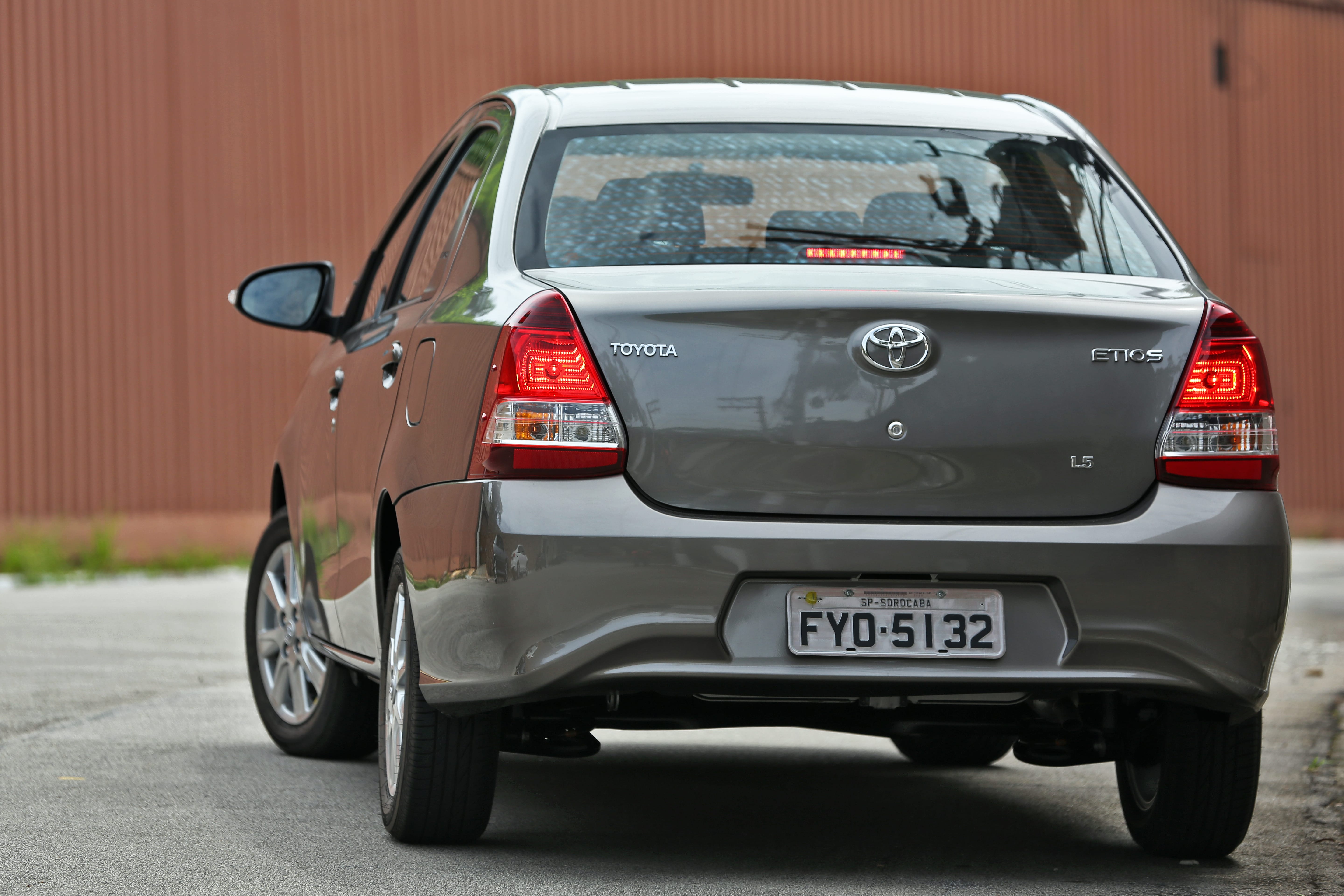 Toyota Etios Sedã X Plus Automático