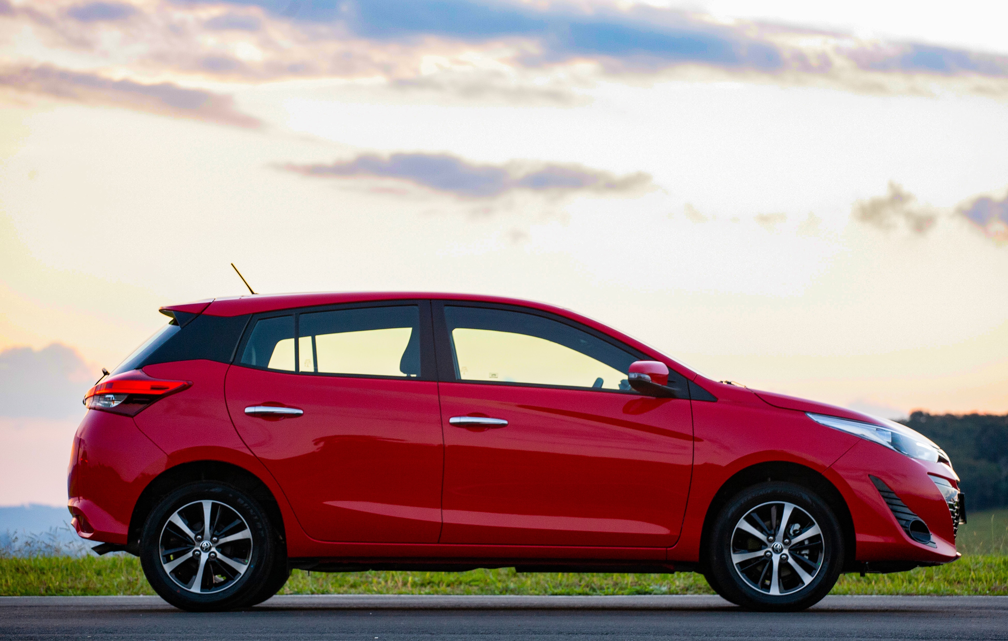  Hatch tem 4,14 metros de comprimento