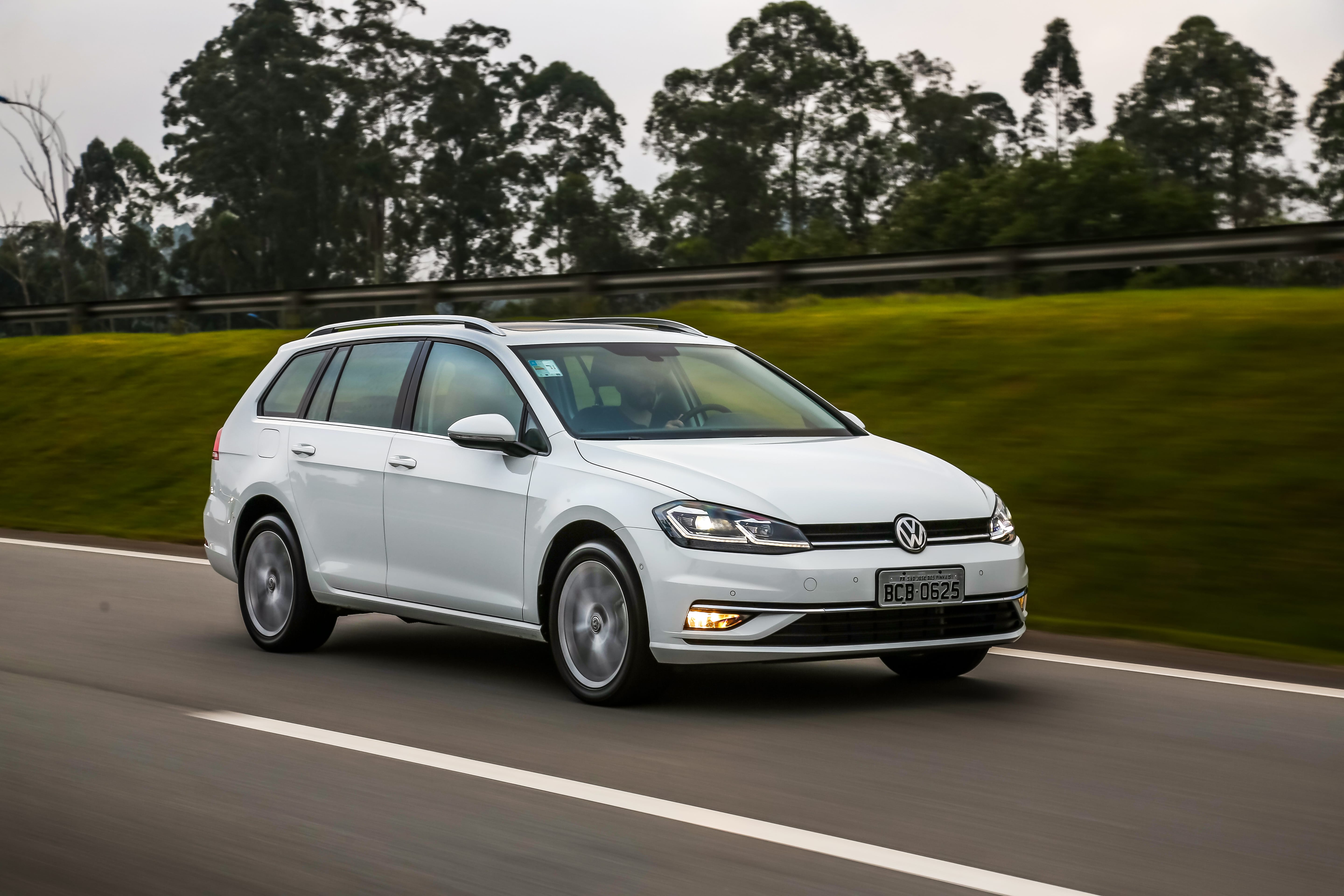 Volkswagen Golf Variant 2 Min