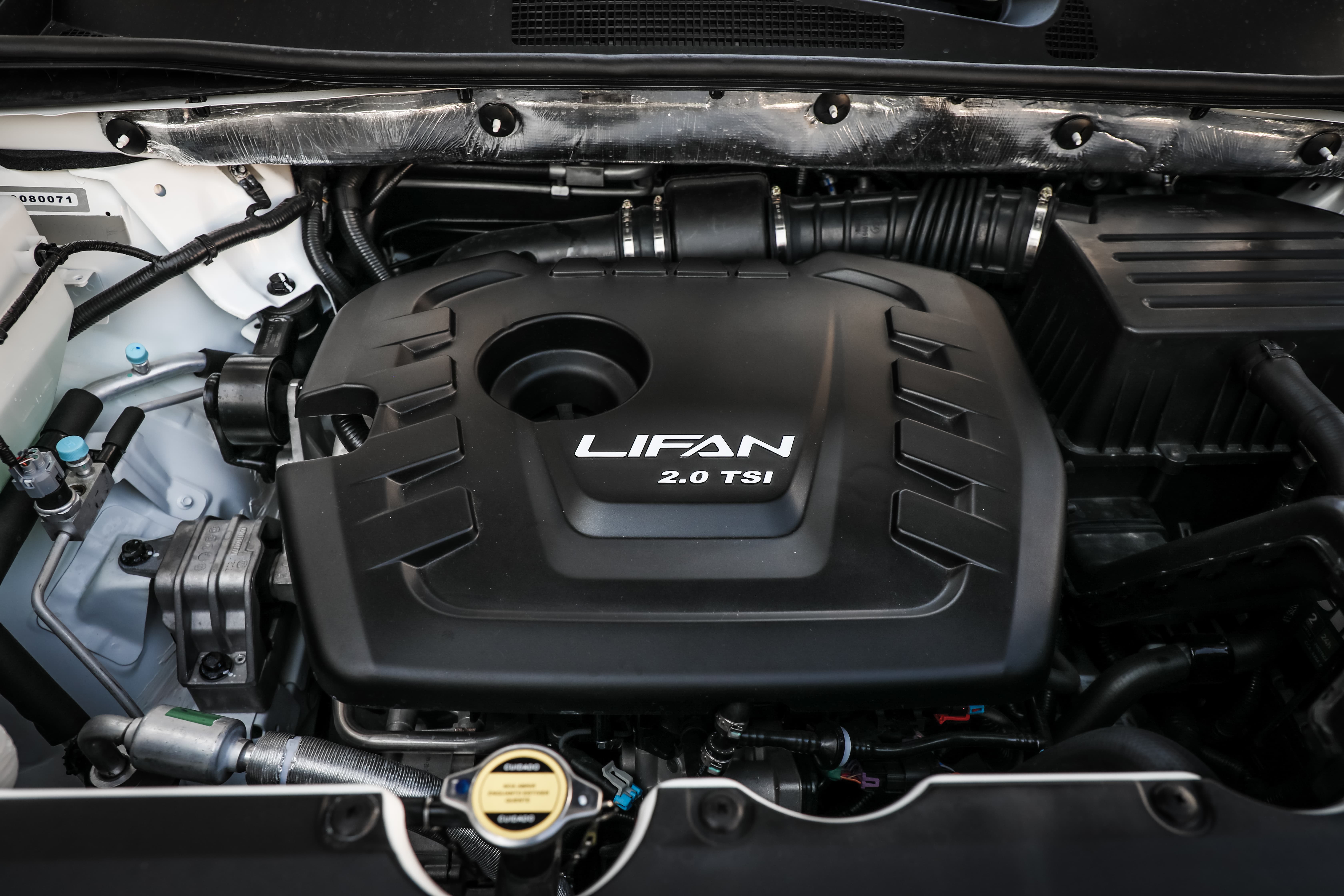  Com motor 2.0 Turbo, o Lifan X80 tem rodar suave