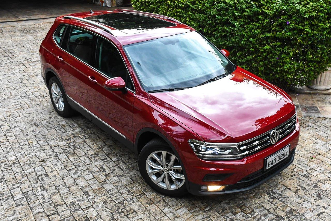  Teto solar elétrico panorâmico é o único opcional da versão e custa R$ 4.000