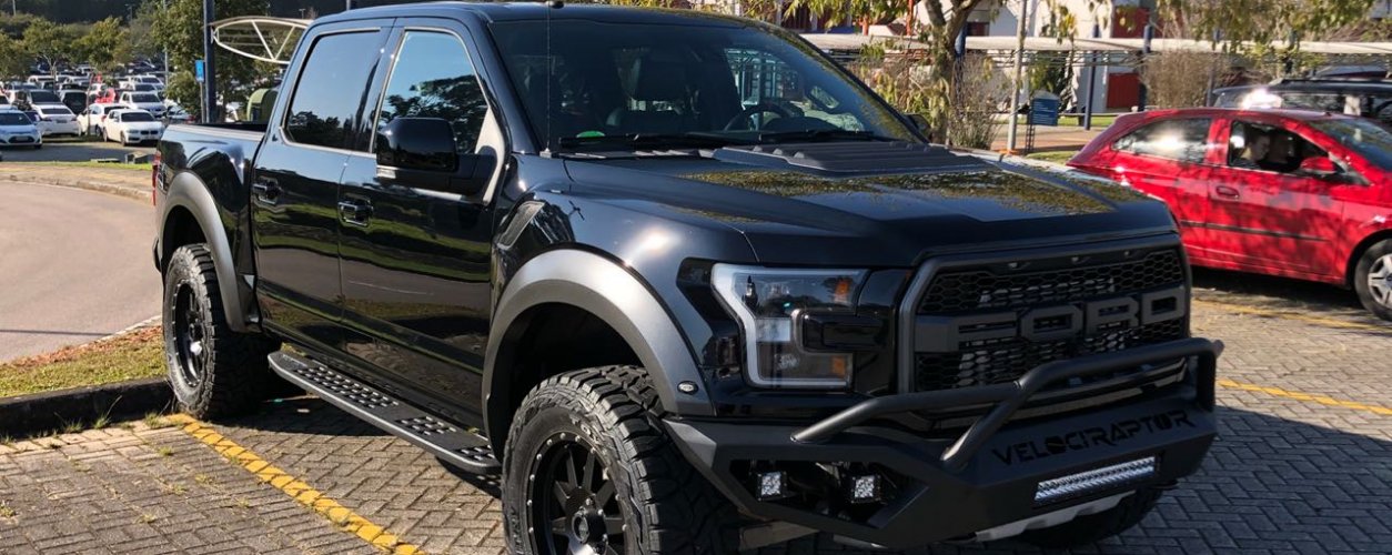 Primeira Velociraptor Chega Ao Pais Por R 800 Mil