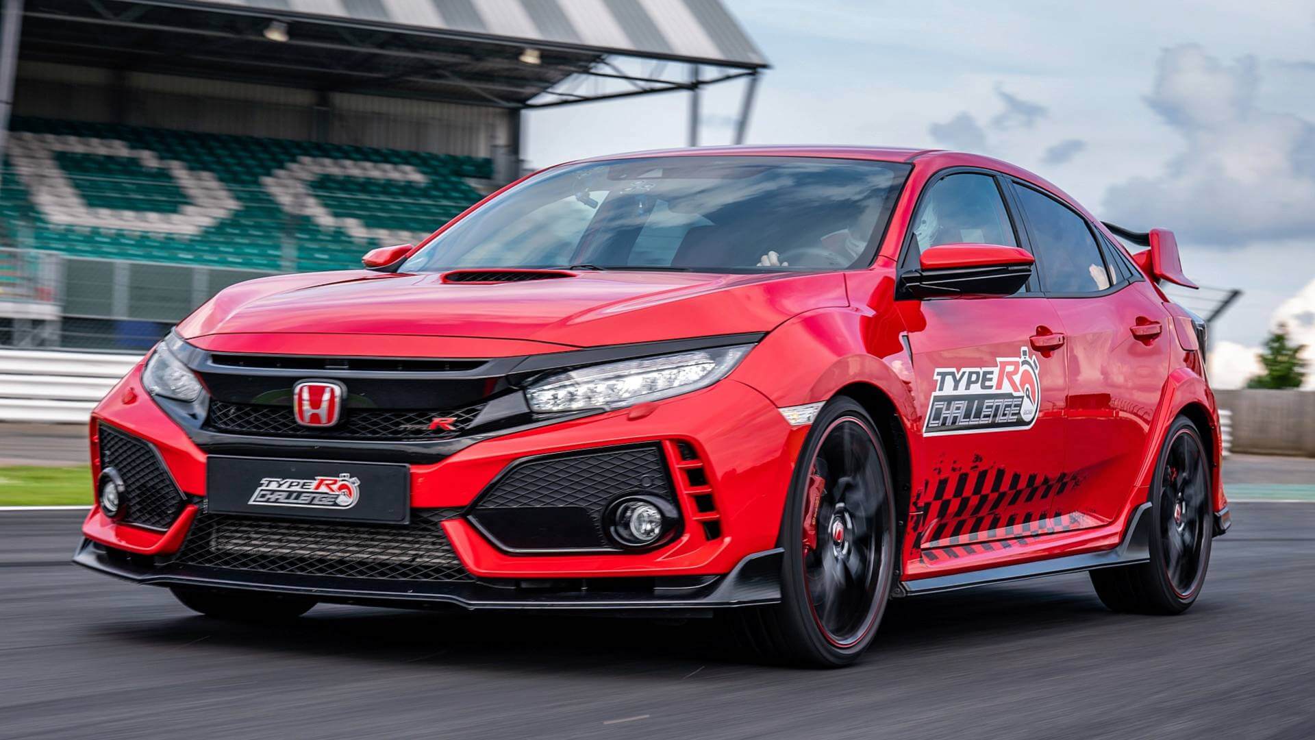Honda Civic Type R agora é recordista também em Silverstone