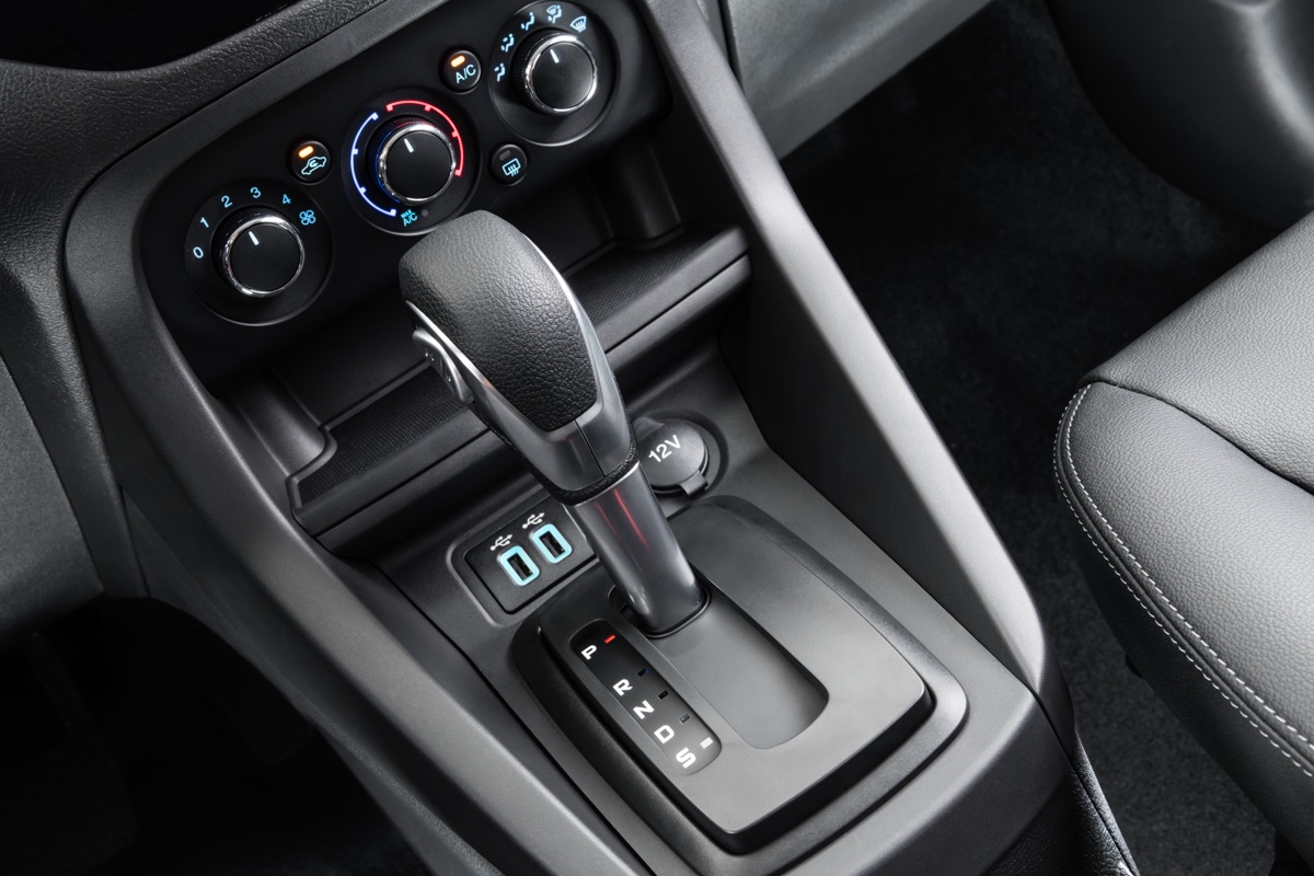 Câmbio automático de seis marchas é o mesmo do EcoSport e pode equipar qualquer versão com motor 1.5 por R$ 4,5 mil extras