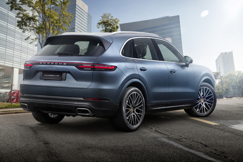  Novo Porsche Cayenne tem design renovado