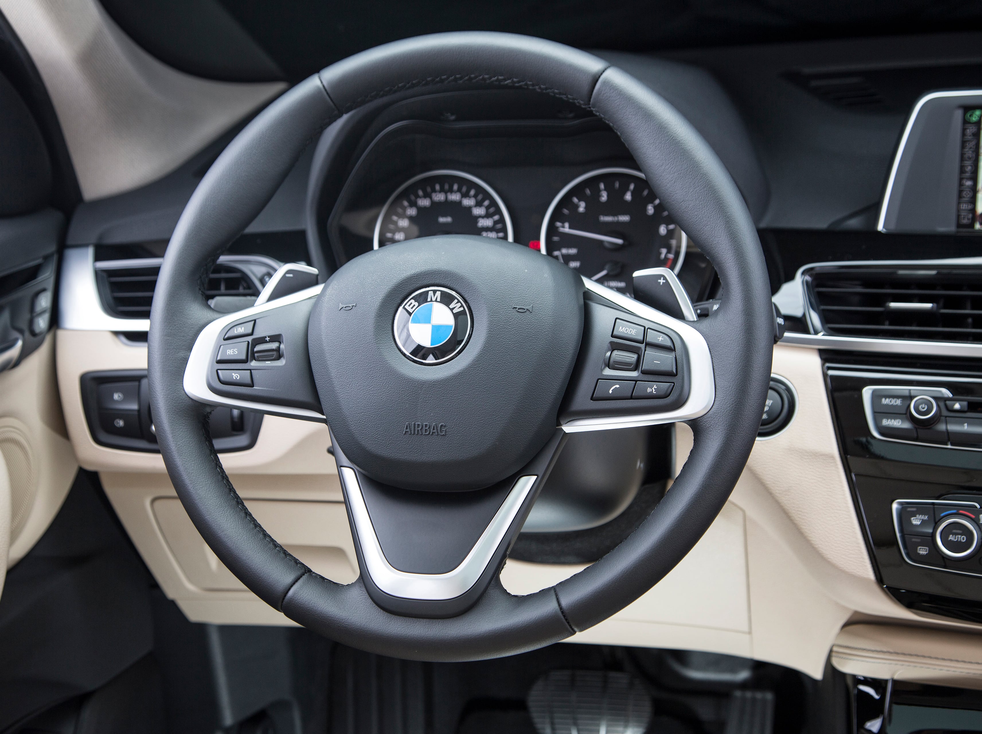 P90318618 Highres Bmw X1 2019 08 2018 Min