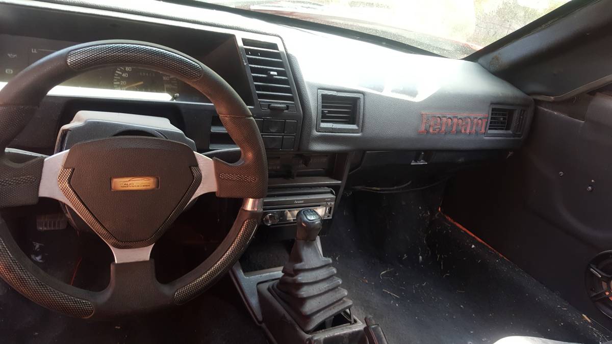 Nissan Sentra Ferrari F40