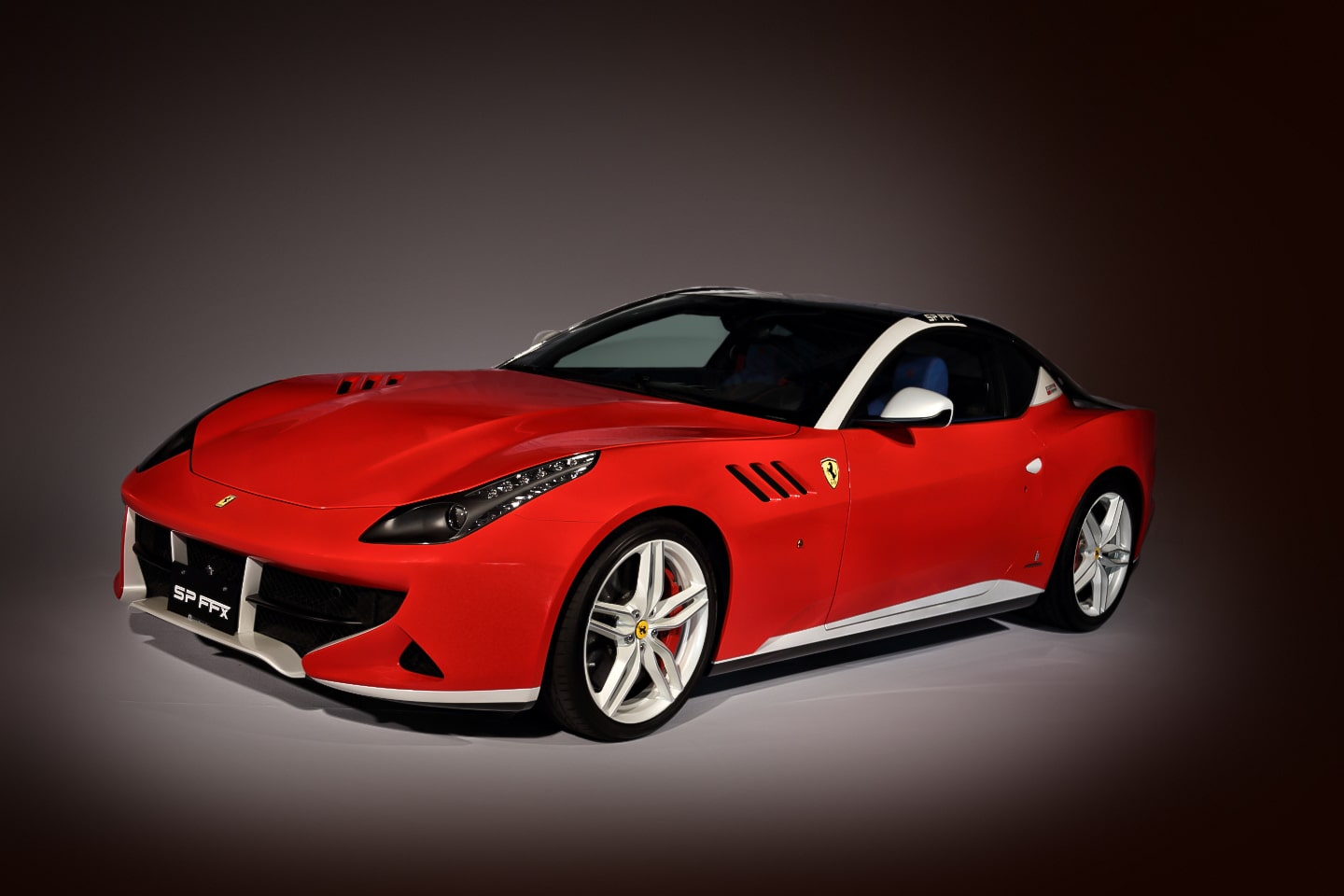 Ferrari sp ffx