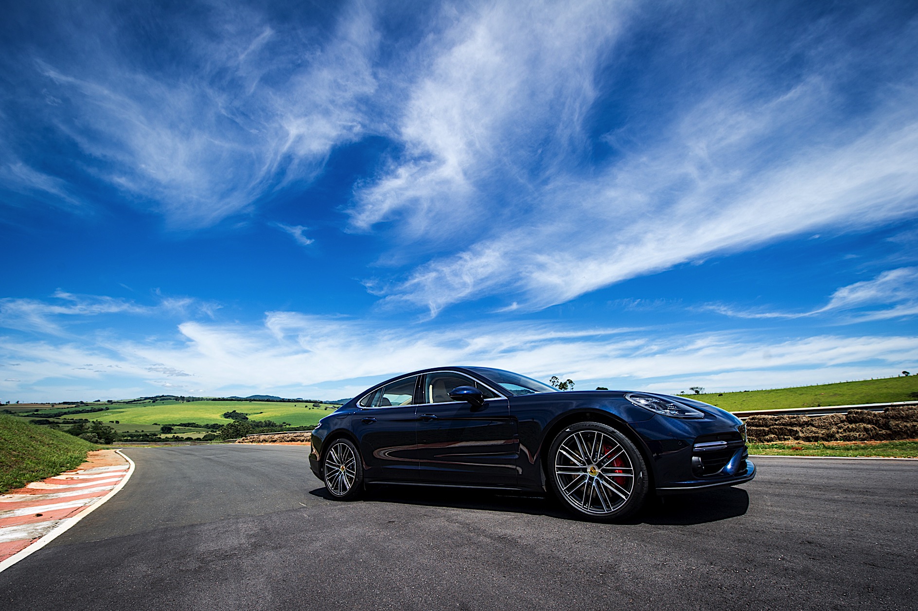 Porsche Panamera Turbo
