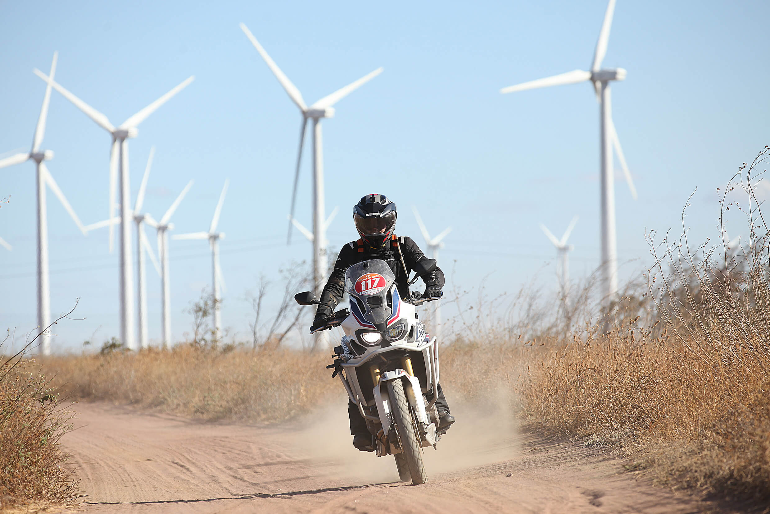  Controle de tração da Africa Twin tem três níveis e pode ser desligado, mesmo em movimento