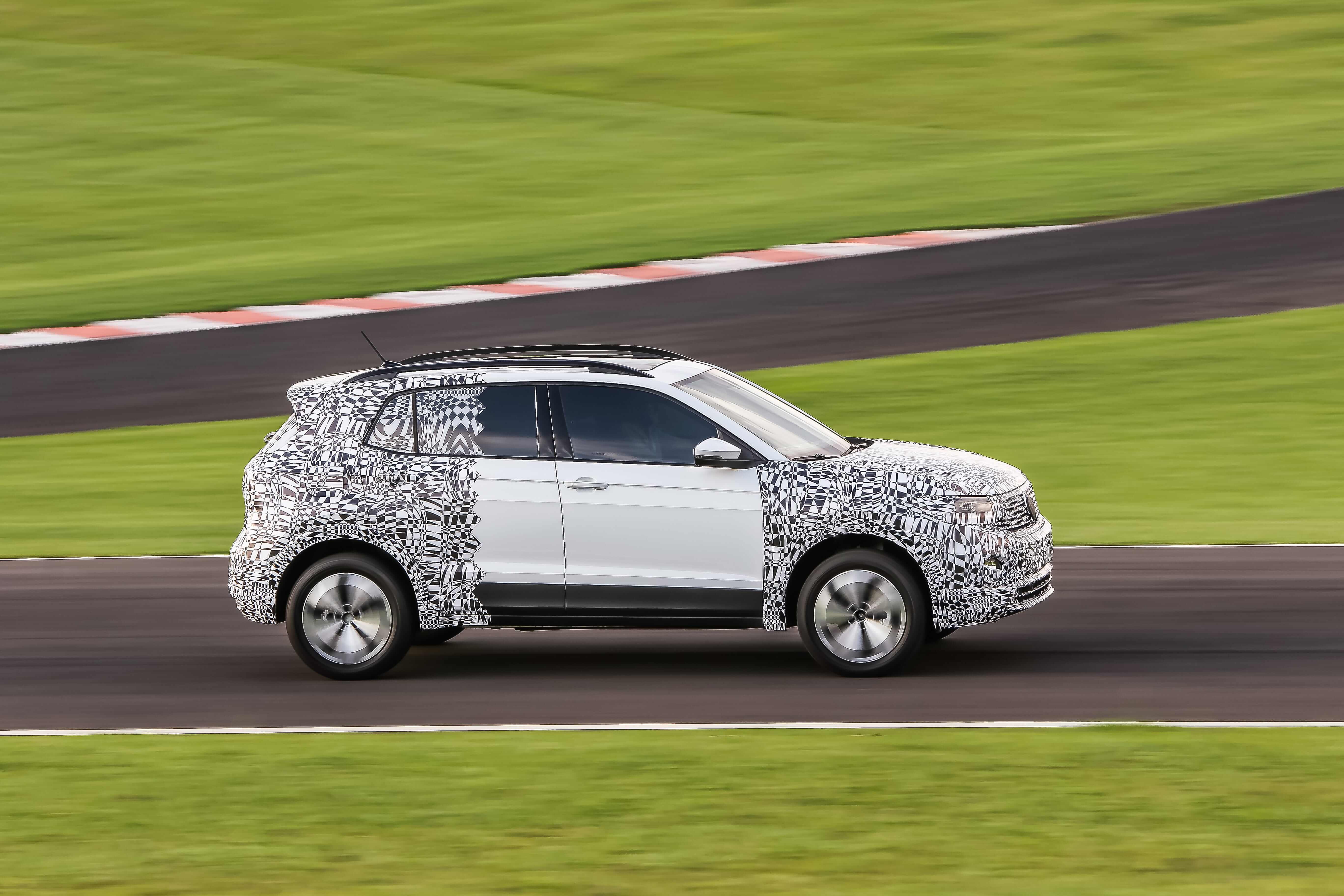  T-Cross brasileiro tem 2,65 metros de distância entre os eixos