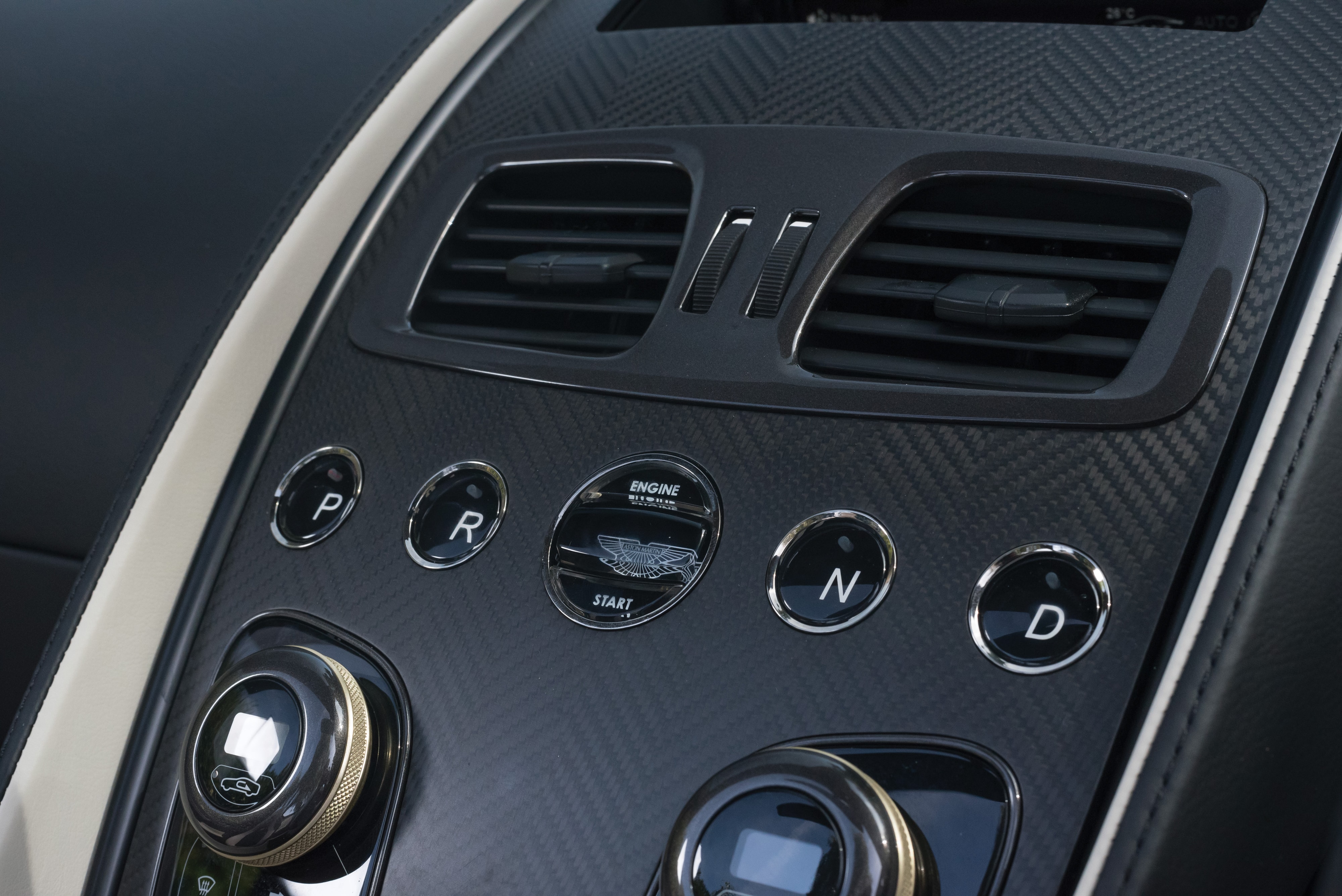 Aston Martin Vanquish Zagato Volante