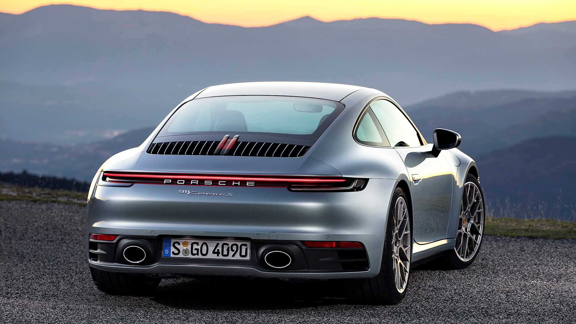 Porsche 911 Carrera 992 2019 1