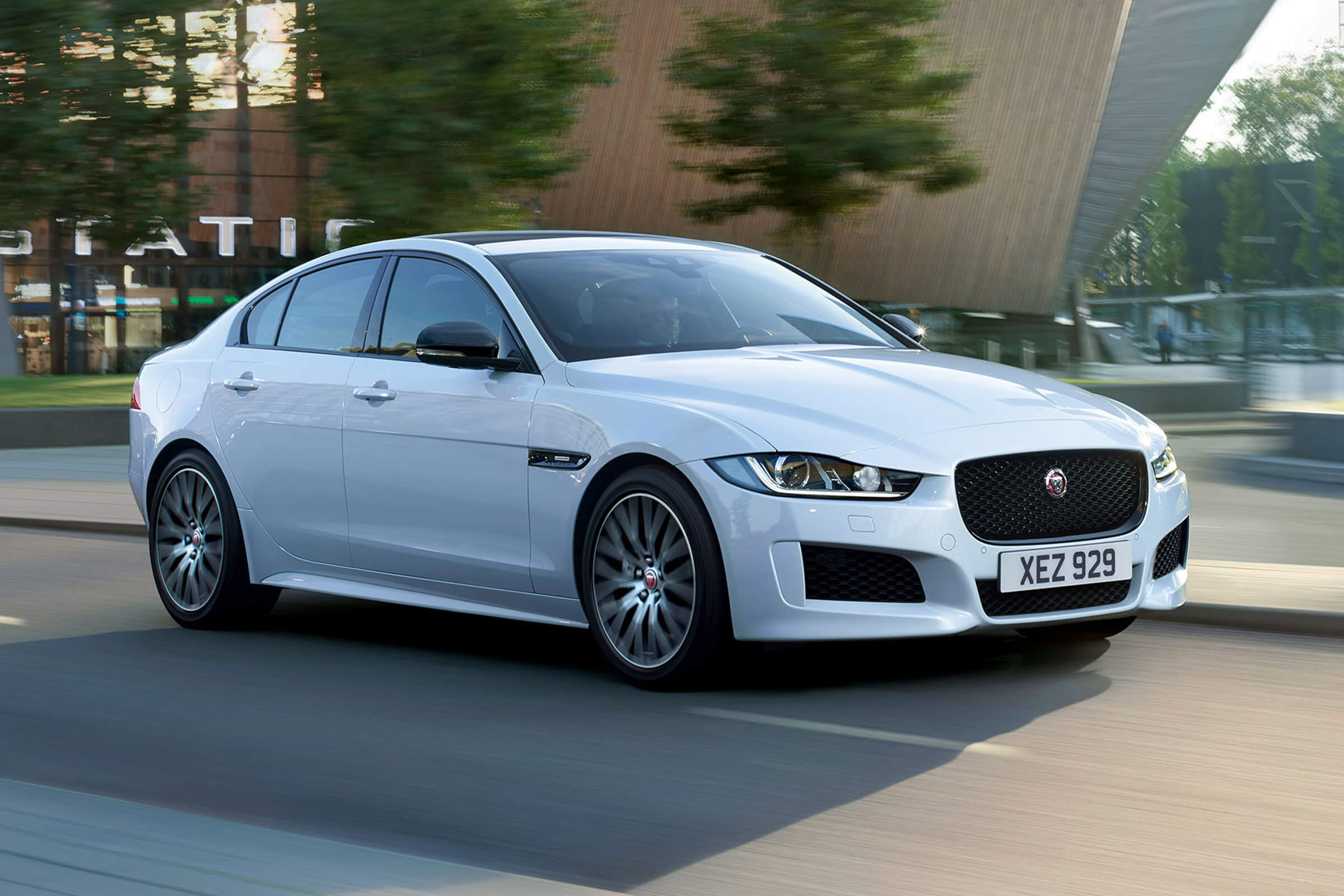  Jaguar XE Landmark Edition