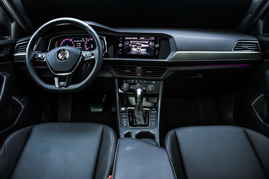  Acabameto interno do Jetta