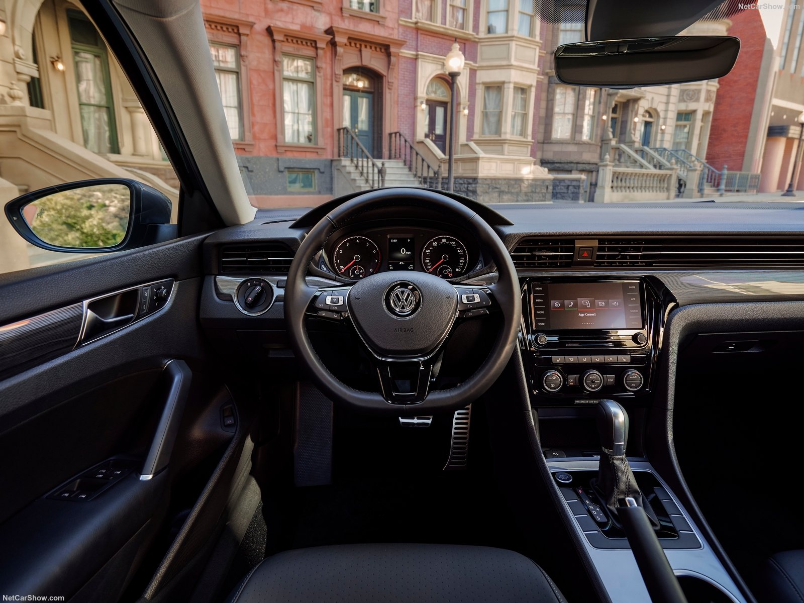  Volkswagen Passat traz interior renovado, com nova central multimídia