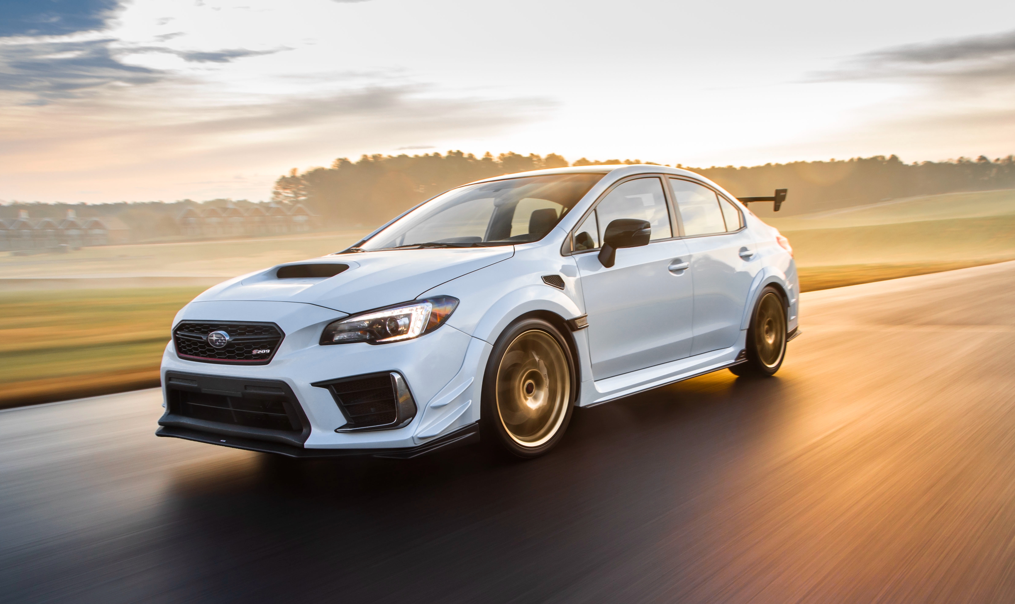WRX STI ボディ 未走行 Amazon | SUBARU WRX STI クリアボディセット(未塗装) | ラジコン