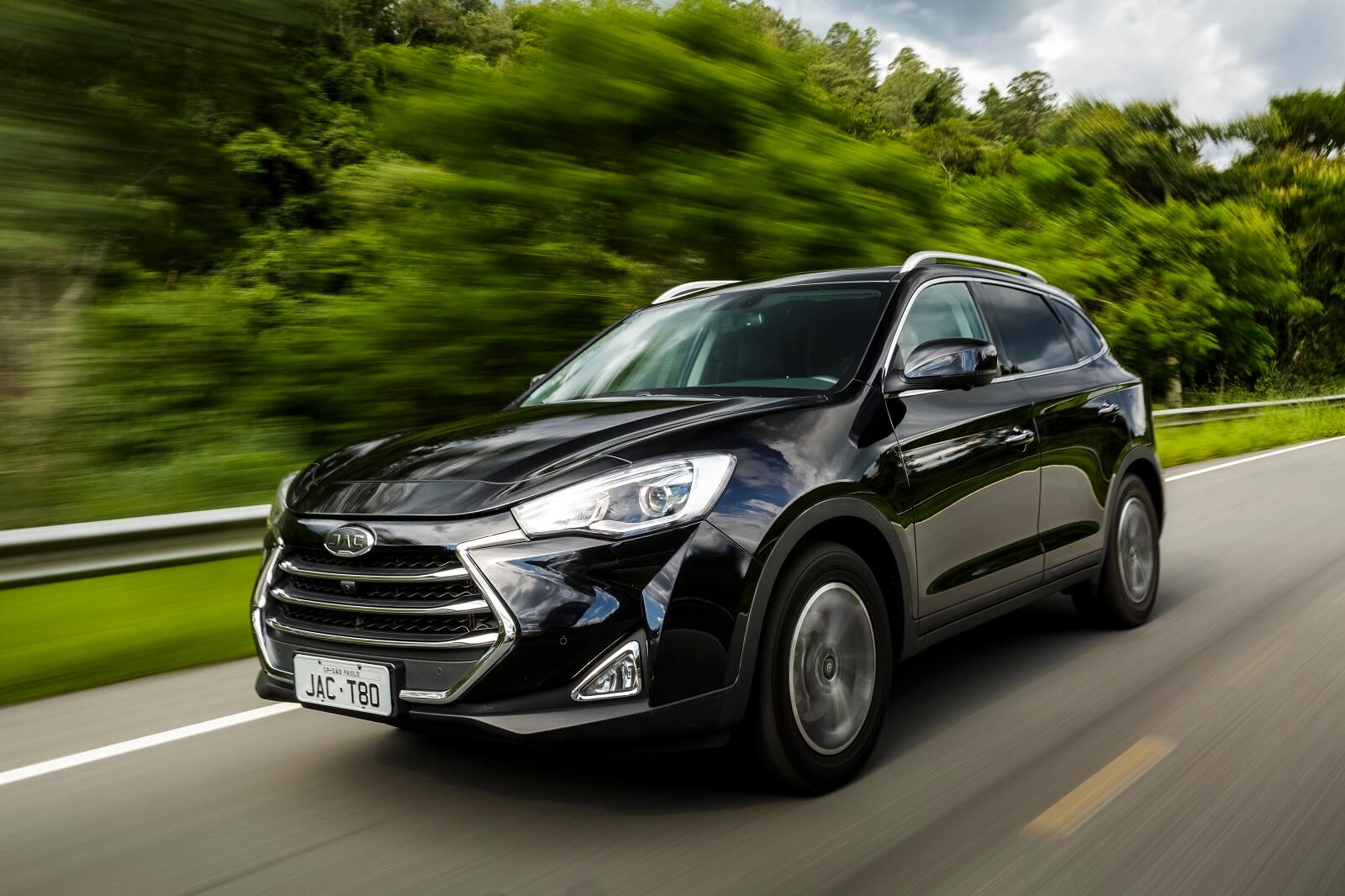  Segundo a marca, ele pode acelerar de 0 a 100 km/h em 9,2 segundos e chegar a 217 km/h de velocidade máxima